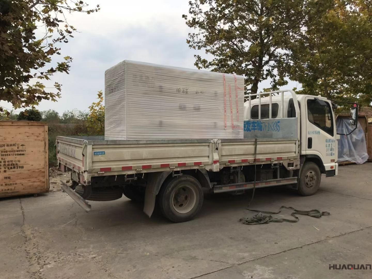 10月21日，柴先生訂購的一臺500kw自動化柴油發(fā)電機(jī)組從華全動力成功發(fā)往內(nèi)蒙古