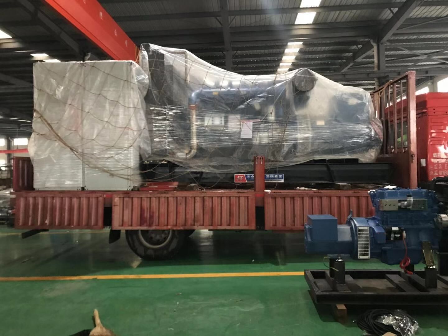 華全動力一臺1000kw立柜四保護柴油發電機組于12月9日成功發往山東省