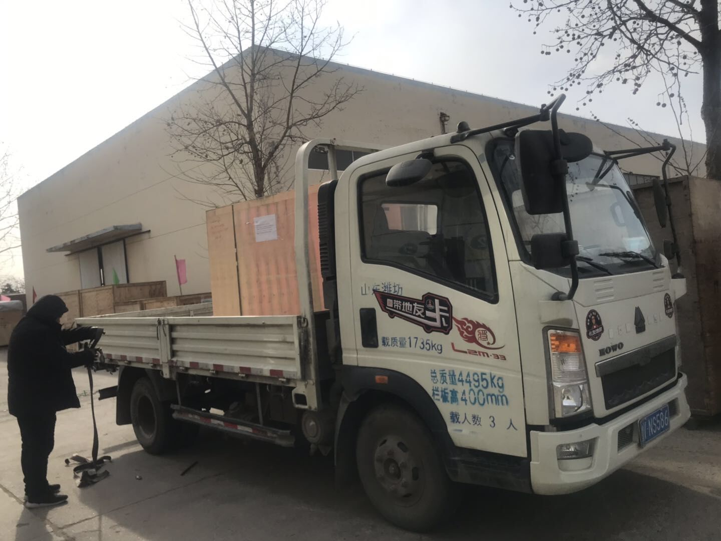 1月8日，薛先生從華全動力采購的50kw移動拖車柴油發電機組現已成功發往福建省